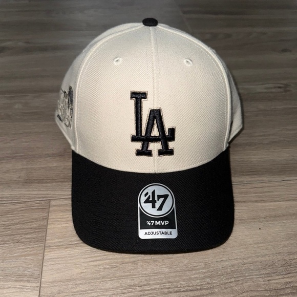 Lids LA Black and Cream Cap - Picture 1 of 3